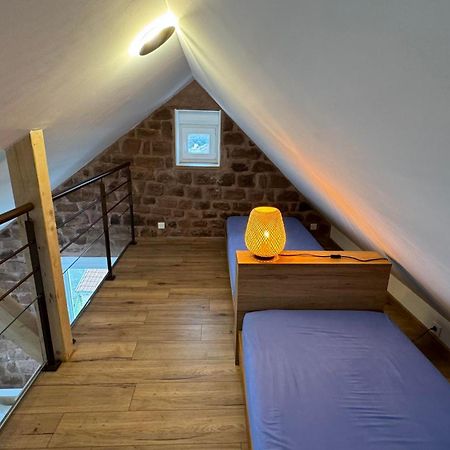 Le Pommier - Appt Avec Jardin Partage Appartement Puberg Buitenkant foto